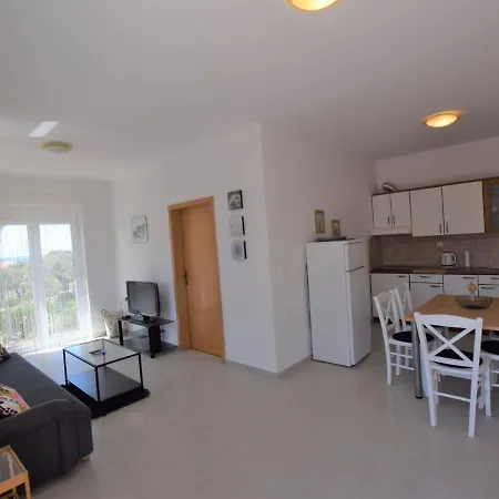 Holiday home Not Detached Home With Swimming Pool For Use
