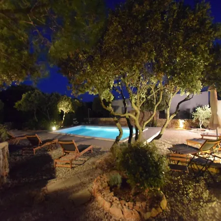 Not Detached Home With Swimming Pool For Use Holiday home