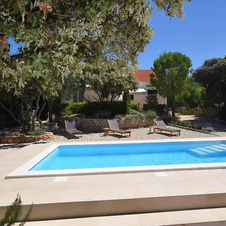 Holiday home Not Detached Home With Swimming Pool For Use
