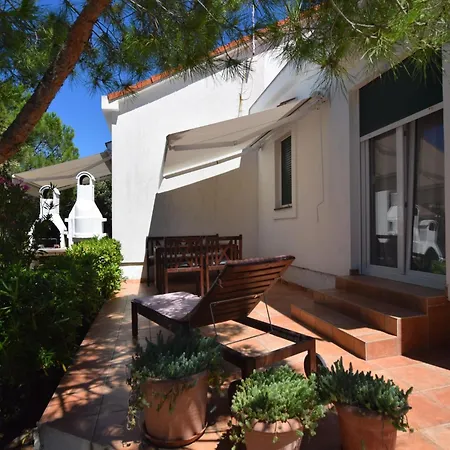 Holiday home Not Detached Home With Swimming Pool For Use Mandre